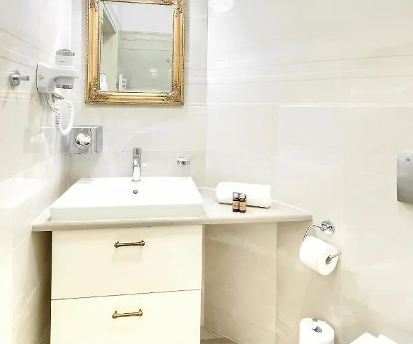 Pod Baranem Apartment *